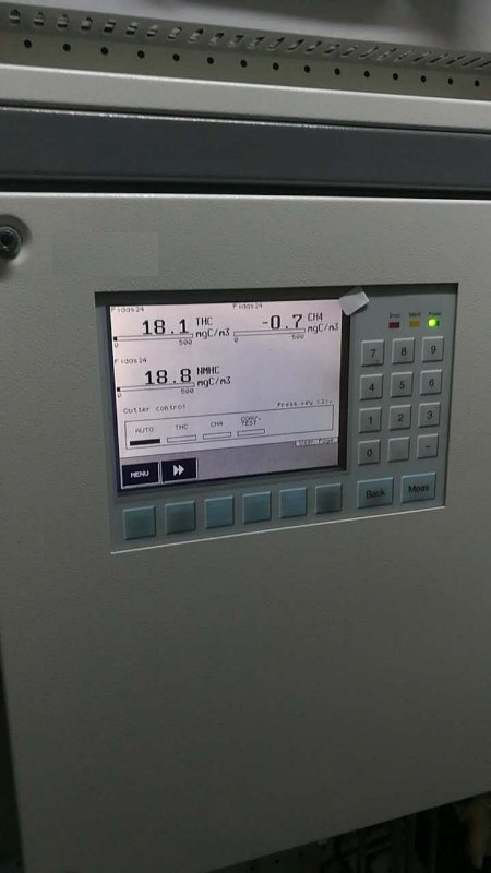 便攜式非甲烷總烴測試儀與在線儀器進(jìn)行現(xiàn)場比對