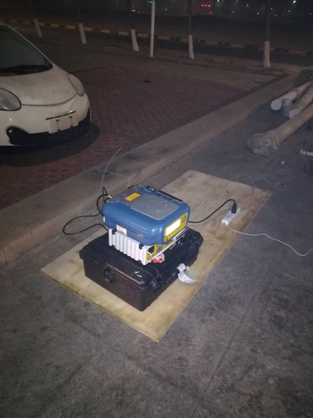 泄露現(xiàn)場(chǎng)攜帶PF-300開展應(yīng)急監(jiān)測(cè)